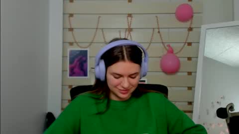 Snapshot of monika_youu chatting on 02.20.25 Monika online show from 02.20.25