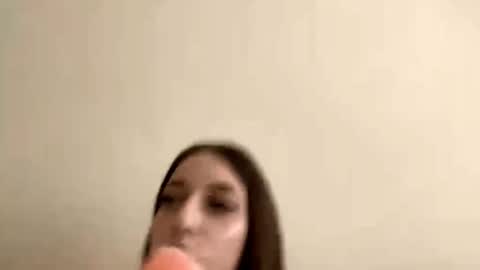 Stella Wormy online show from 02.01.26