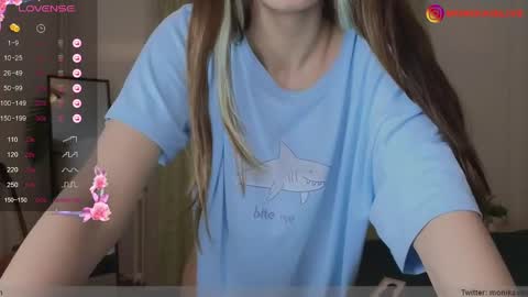 Snapshot of monikavenom chatting on 03.04.25 Monika online show from 03.04.25