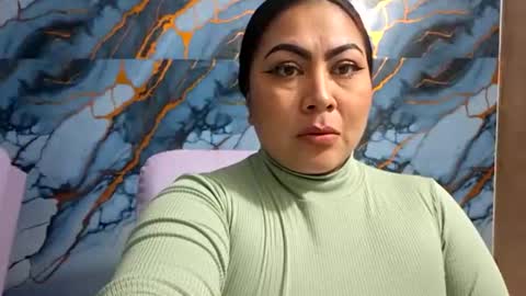 Snapshot of monikk__harrison chatting on 06.17.26 monikk__harrison online show from 06.17.26