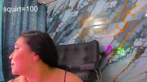 Snapshot of monikk__harrison chatting on 07.02.26 monikk__harrison online show from 07.02.26