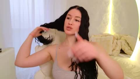 Snapshot of monique_a chatting on 12.18.25 Ask me online show from 12.18.25