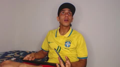 simon dice online show from 12.01.25