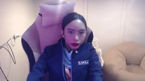 ELYSE A SIMPLE GIRL online show from 02.03.25