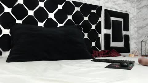 Linda Darling online show from 02.18.25