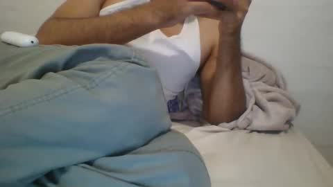 Snapshot of monsterr2209 chatting on 10.01.25 monsterr2209 online show from 10.01.25