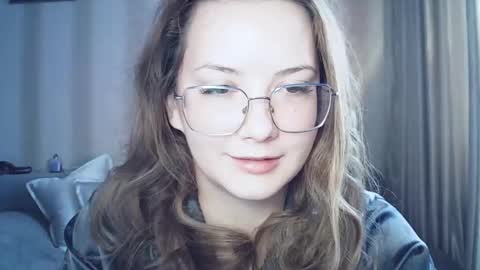 moodiemira online show from 02.18.26