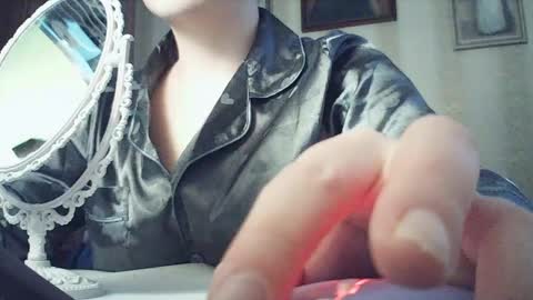 moodiemira online show from 02.19.26