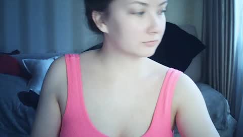 Snapshot of moodiemira chatting on 04.02.26 moodiemira online show from 04.02.26