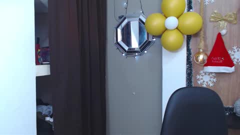 moon_and_fire_ online show from 11.27.25