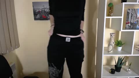 Snapshot of moon_foxy_ chatting on 12.03.24 Diana online show from 12.03.24