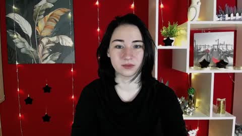 Snapshot of moon_foxy_ chatting on 12.19.24 Diana online show from 12.19.24