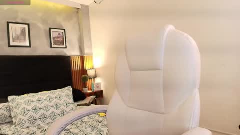 Sarah online show from 03.01.25