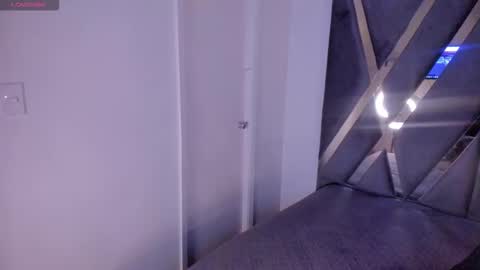 Luna  online show from 09.11.25