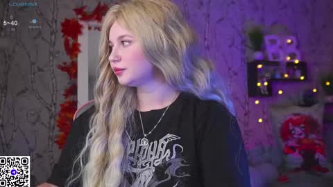 Emilia online show from 09.17.25