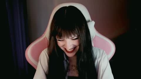 Snapshot of moon_velvet chatting on 06.02.26 sophie online show from 06.02.26