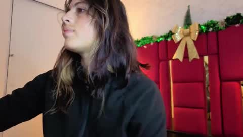 Winy online show from 12.18.25