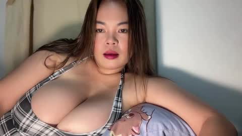 moona_luna21 online show from 11.03.25