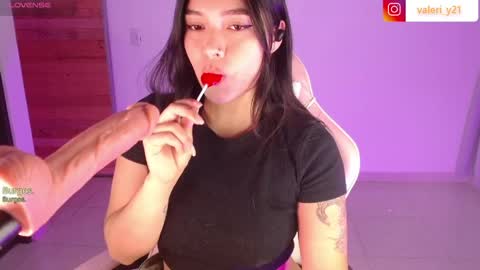 Snapshot of moonbella_bell chatting on 03.24.26 bell online show from 03.24.26