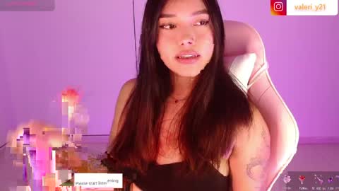 Snapshot of moonbella_bell chatting on 04.14.26 bell online show from 04.14.26