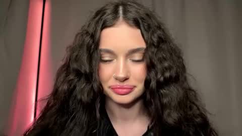 Snapshot of moonfaairy chatting on 03.11.26 moonfaairy online show from 03.11.26