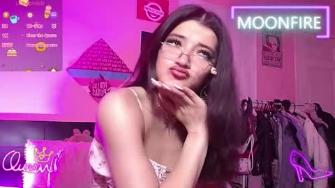 Snapshot of moonfiredance chatting on 02.10.26 Nicky online show from 02.10.26