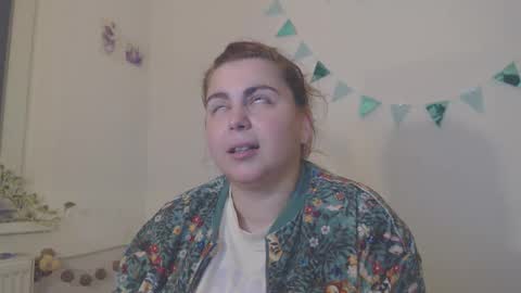 MoonFox  online show from 01.07.26