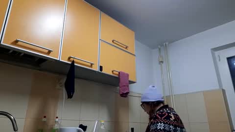 MoonFox  online show from 01.12.26