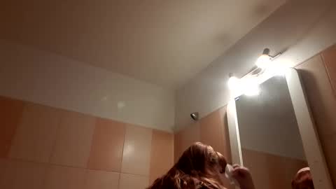 MoonFox  online show from 01.13.26