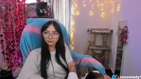 MOON  online show from 04.24.26