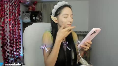MOON  online show from 06.05.26