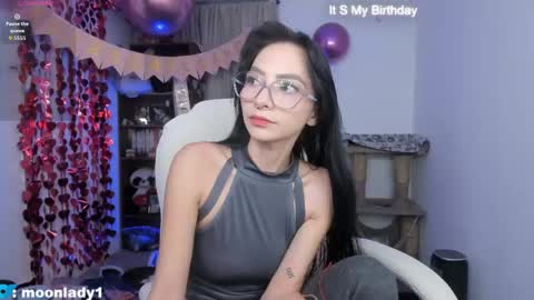 MOON  online show from 06.09.26
