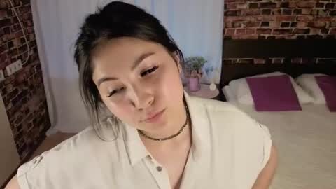 Snapshot of moonlight_siren chatting on 07.06.26 Bella online show from 07.06.26
