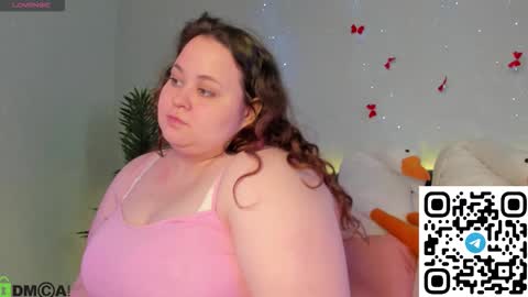 Snapshot of moonlitadele chatting on 03.21.26 Adele online show from 03.21.26