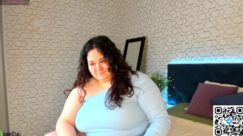 Snapshot of moonlitadele chatting on 03.29.26 Adele online show from 03.29.26