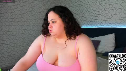 Snapshot of moonlitadele chatting on 03.30.26 Adele online show from 03.30.26