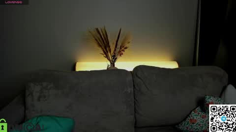 Snapshot of moonlitadele chatting on 04.03.26 Adele online show from 04.03.26