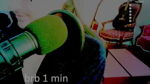 Snapshot of moonsire chatting on 01.11.25 Moonsire online show from 01.11.25