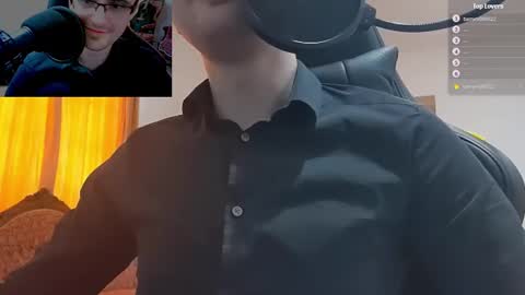 Snapshot of moonsire chatting on 01.14.25 Moonsire online show from 01.14.25