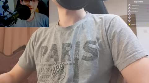 Snapshot of moonsire chatting on 01.16.25 Moonsire online show from 01.16.25