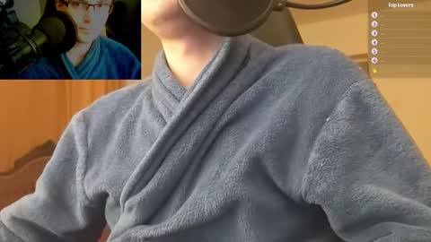 Snapshot of moonsire chatting on 01.17.25 Moonsire online show from 01.17.25