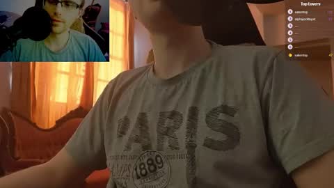 Snapshot of moonsire chatting on 01.17.25 Moonsire online show from 01.17.25