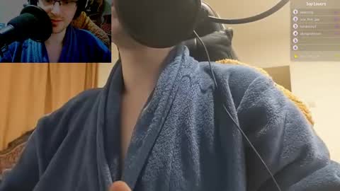 Snapshot of moonsire chatting on 01.17.25 Moonsire online show from 01.17.25