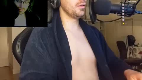 Snapshot of moonsire chatting on 01.27.25 Moonsire online show from 01.27.25