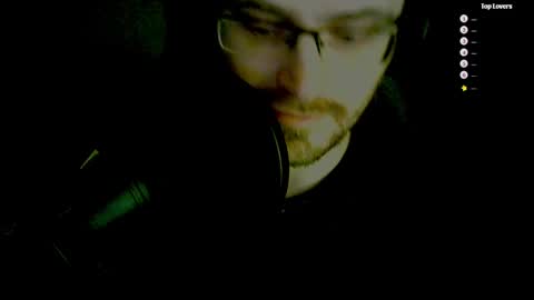 Snapshot of moonsire chatting on 02.02.25 Moonsire online show from 02.02.25