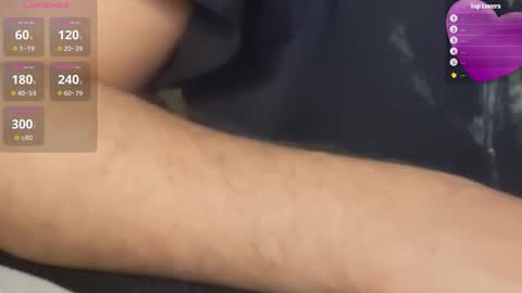 Snapshot of moonsire chatting on 12.22.25 Moonsire online show from 12.22.25