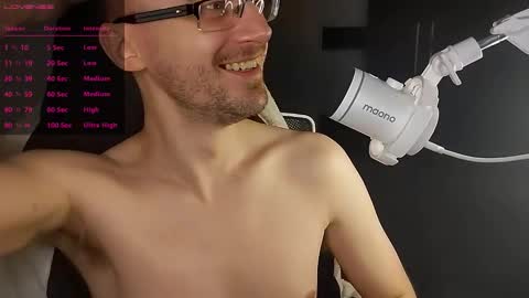 Snapshot of moonsire chatting on 01.31.26 Moonsire online show from 01.31.26