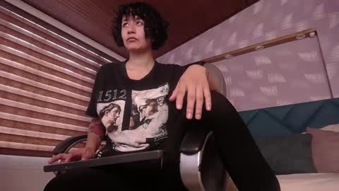 Michelle online show from 02.09.25