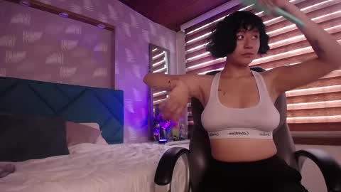 Michelle online show from 02.11.25