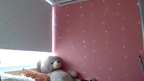 Mora Haze 3 online show from 01.04.25